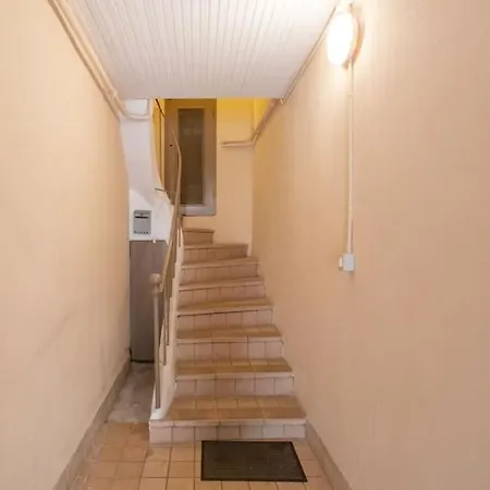 C17 2p Port Palais & Croisette 8mins Walk Balcony شقة كان