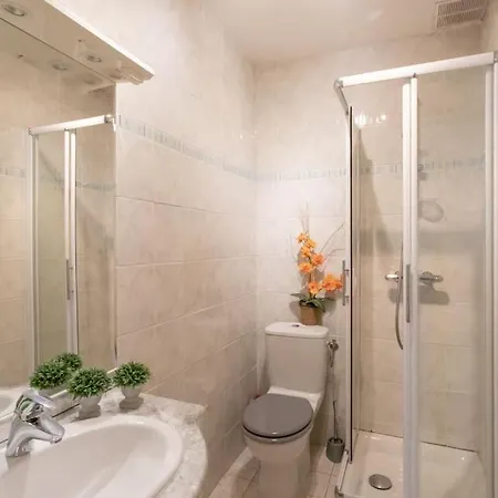 C17 2p Port Palais & Croisette 8mins Walk Balcony Apartamento Cannes